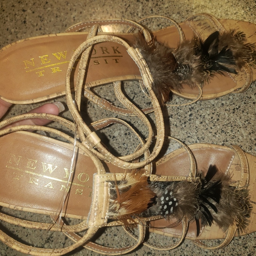 Womans shoes size 10m